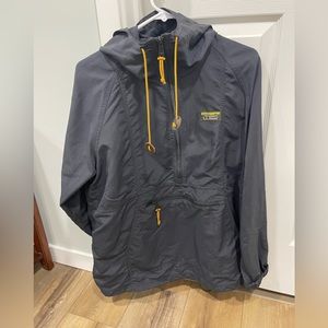 Womens classic LL Bean anorak